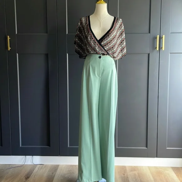 Vintage jewl tone Missoni Sweater - Picture 2 of 8